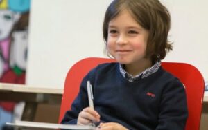 9χρονος, τελειόφοιτος πανεπιστημίου!