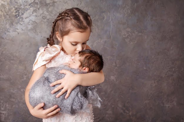 παιδιά με διαφορά ηλικίας